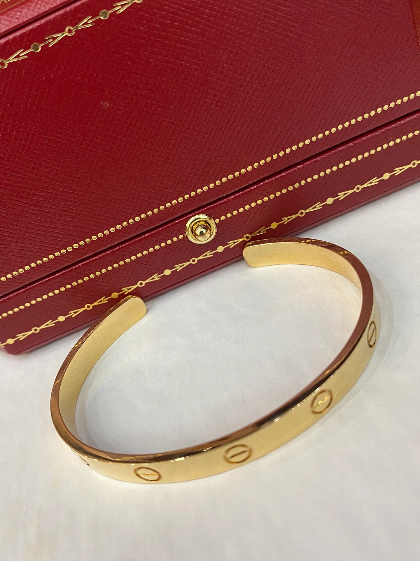 卡地亚开口手镯半镯真的很好戴❤️男女都可以