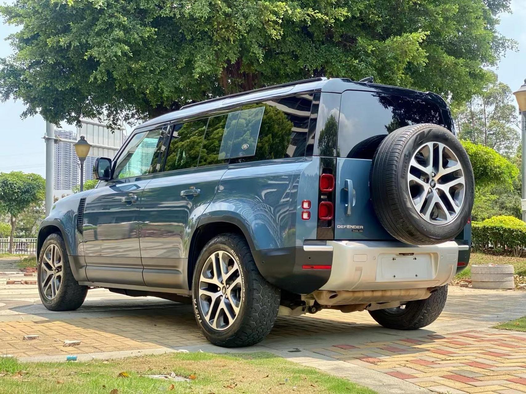 2020年路虎卫士110hse版3.0t,新车82.