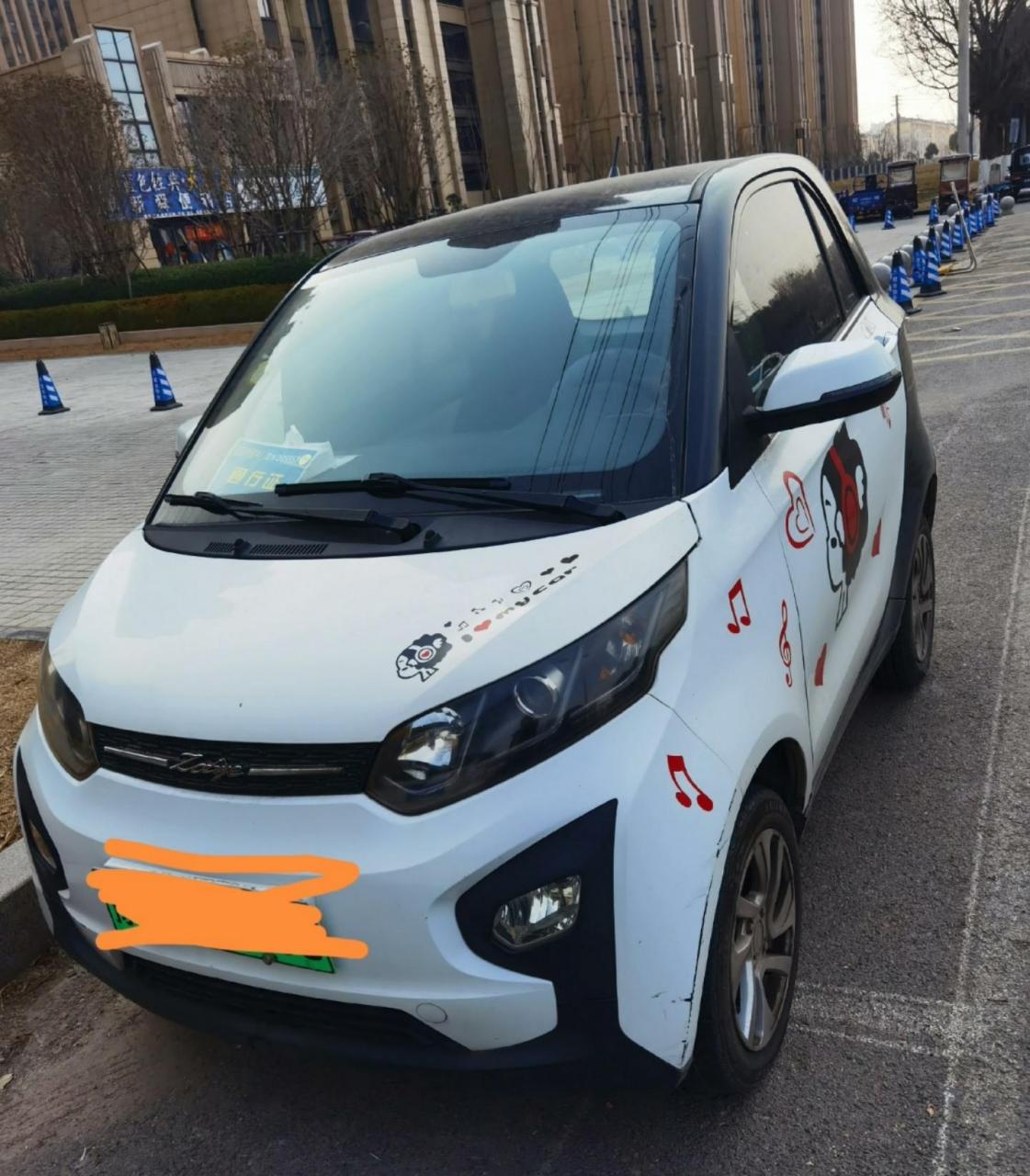 众泰新能源绿牌自用车出售芝麻e30.