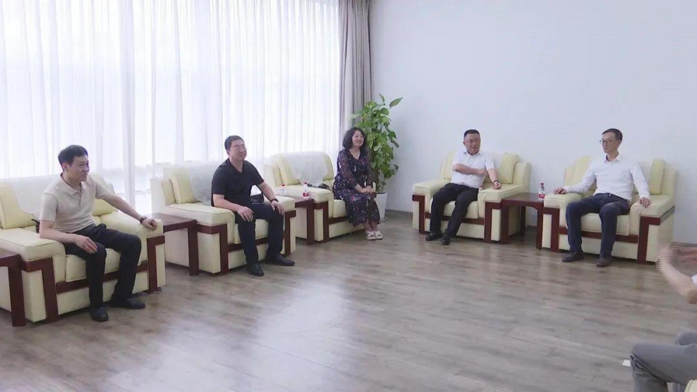 长治身边事7月13日至14日,壶关县委副书记,县长李杰带队赴上海交通