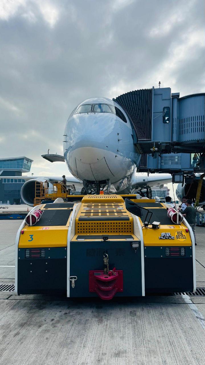 中国制造 民航 机场 新能源 欧洲机场新宠,虎跃电动飞机牵引车,地服