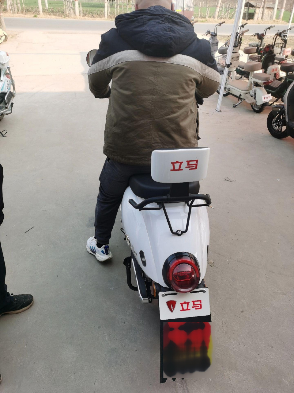 立马m11200w大电机.