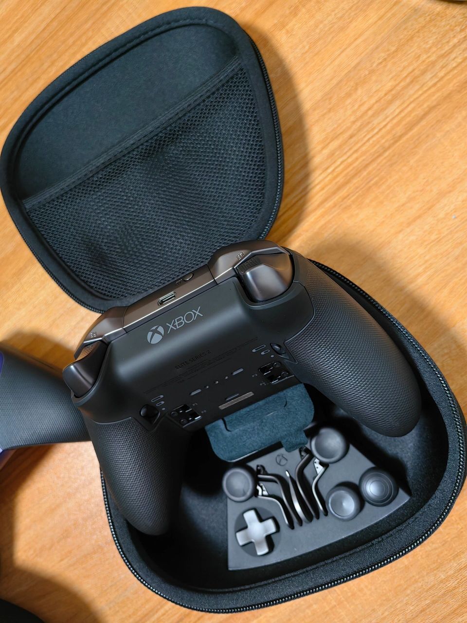 精英二代:手柄届中的天花板 闲置两个手柄  xbox精英手柄二代elite