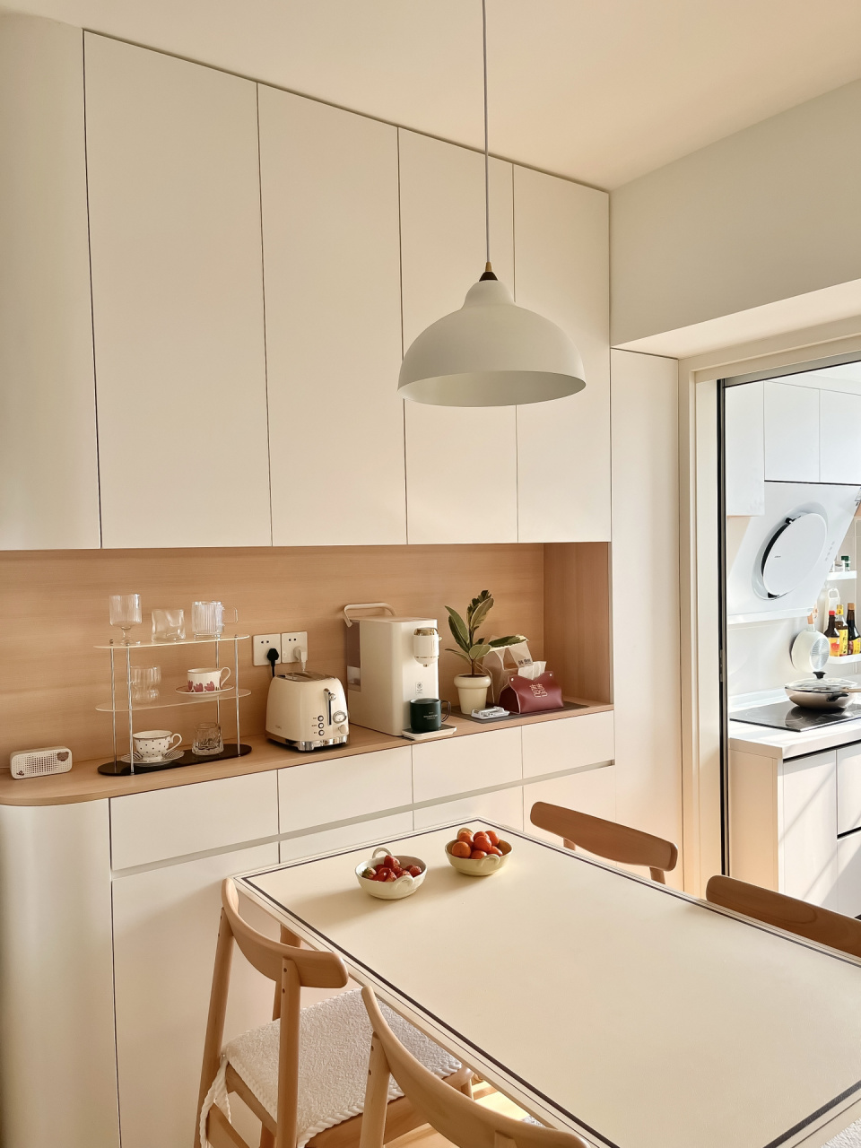 好看又能装的奶油原木风餐边柜,附带尺寸图 小户型一定要多打柜子东西