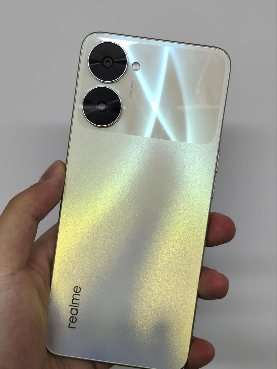 好看得不像千元机!|真我realme|真我v3