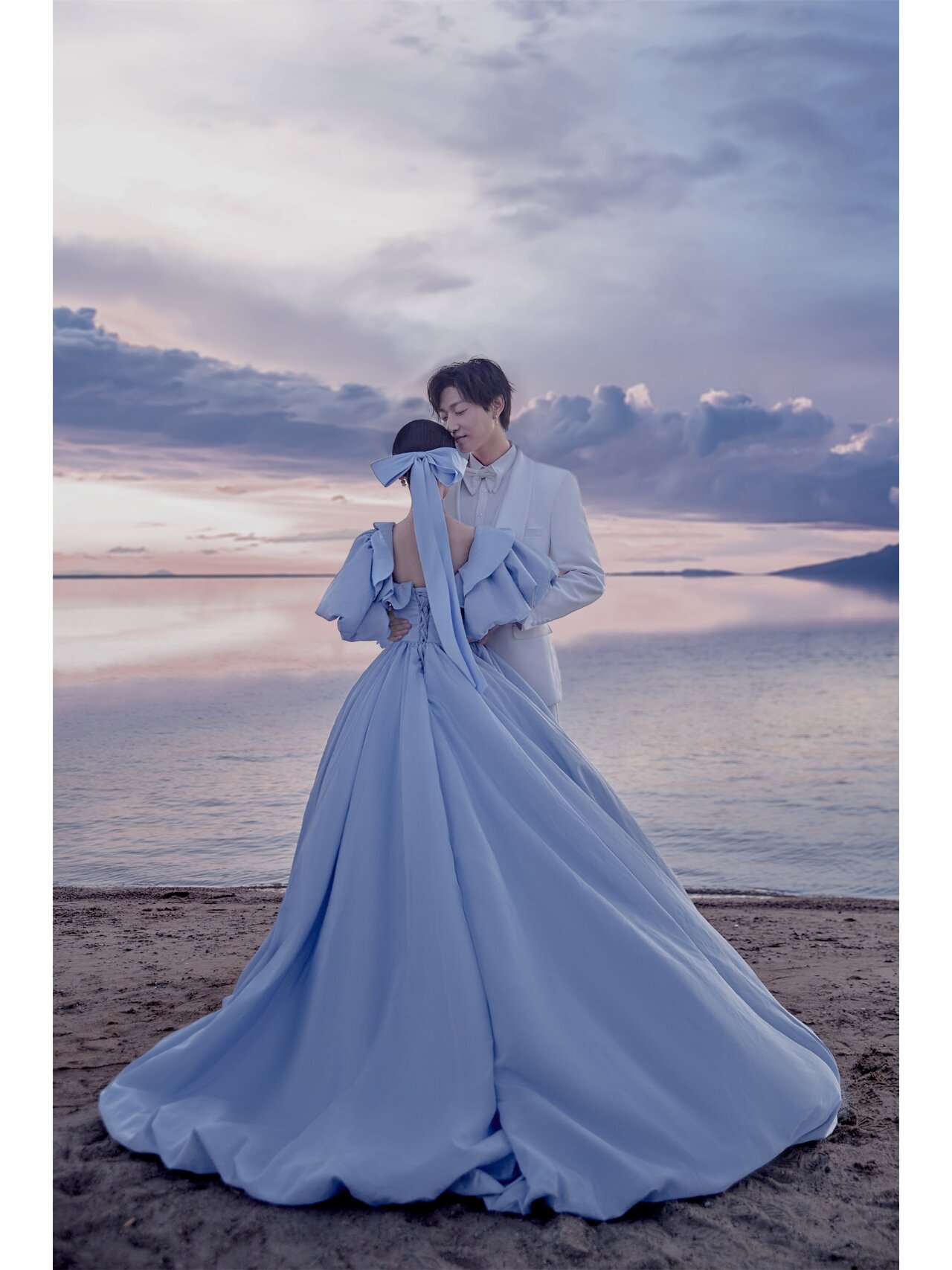 干净不落俗 简约又大气 独有的莫兰迪 让你的婚纱照不再千篇一