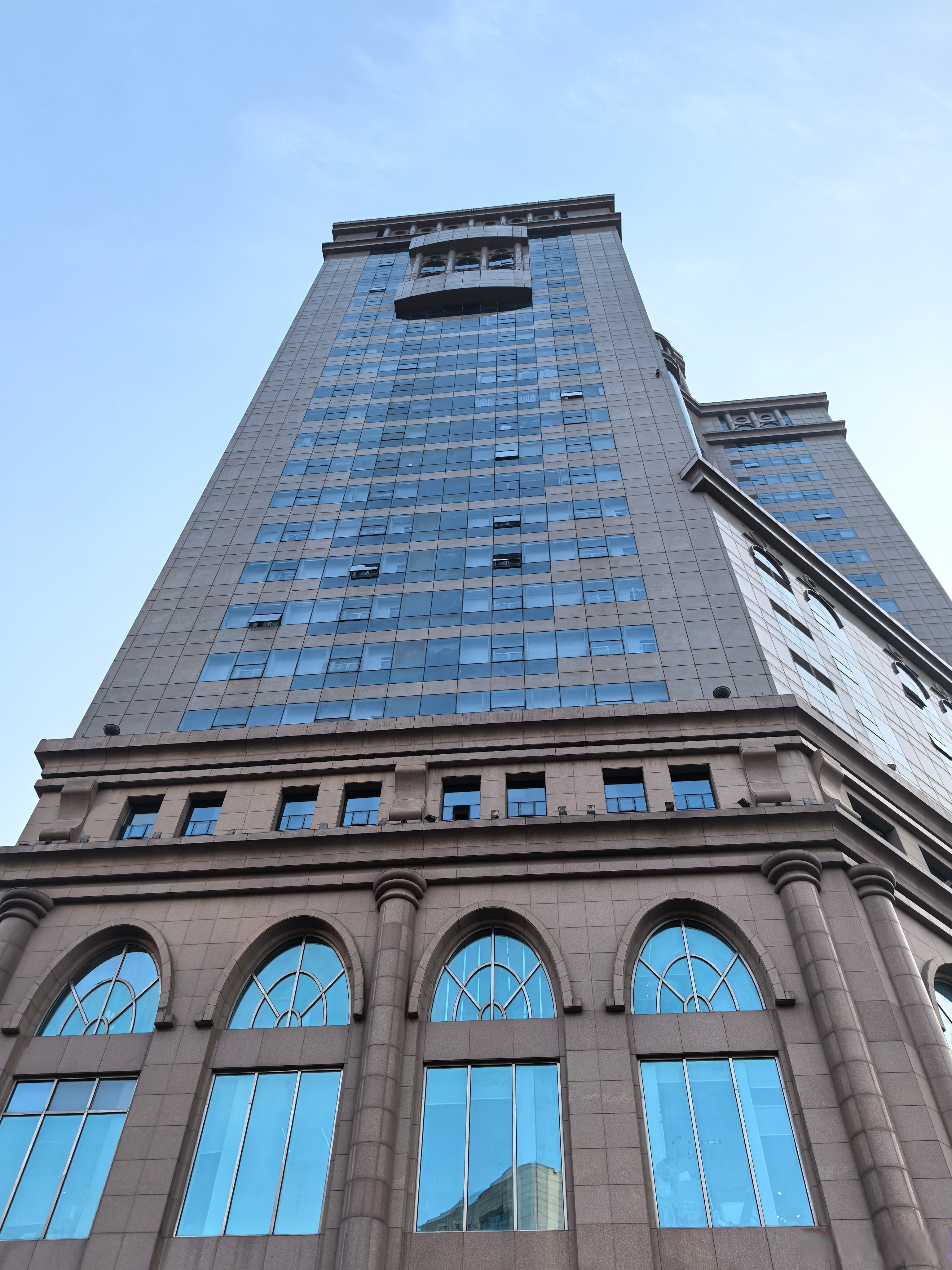 破除内耗,记住这一句就好:人怎么看我,是你的事;我怎么对人,是我的事