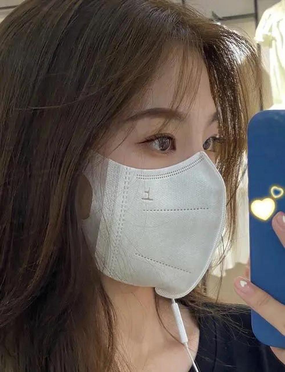 新冠乙类乙管这么久了,还天天戴口罩的人是什么心态?