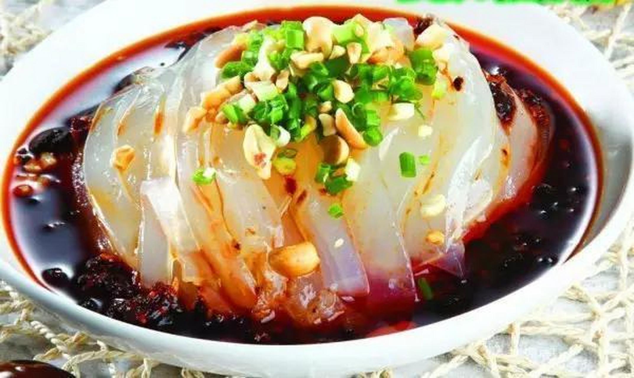 梓潼乡土的传统风味小吃三绝之一梓潼片粉 梓潼片粉是被誉为四川省