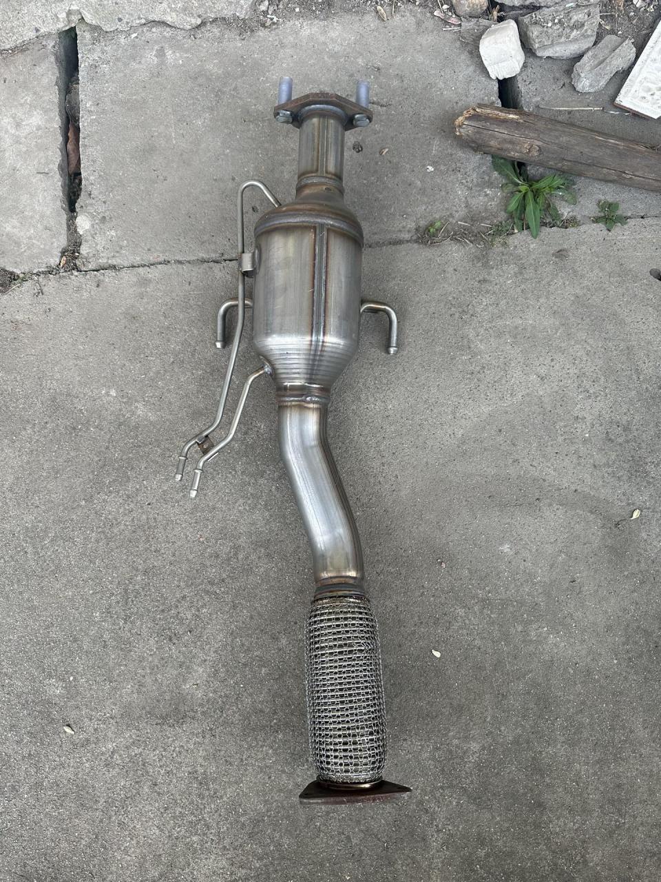 吉利领克,全系三元催化颗粒捕捉器试验车拆下来的,成色漂亮