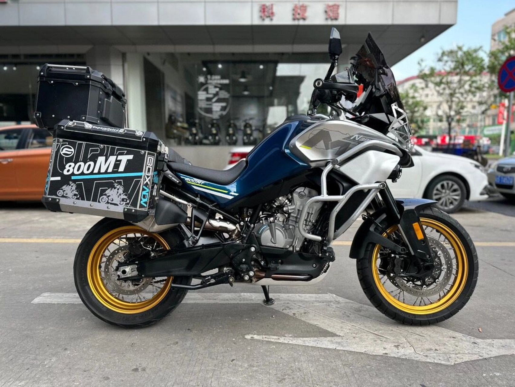 春风800mt 21年11月  16000多公里 无线充电 高风挡 rf超广角后视镜