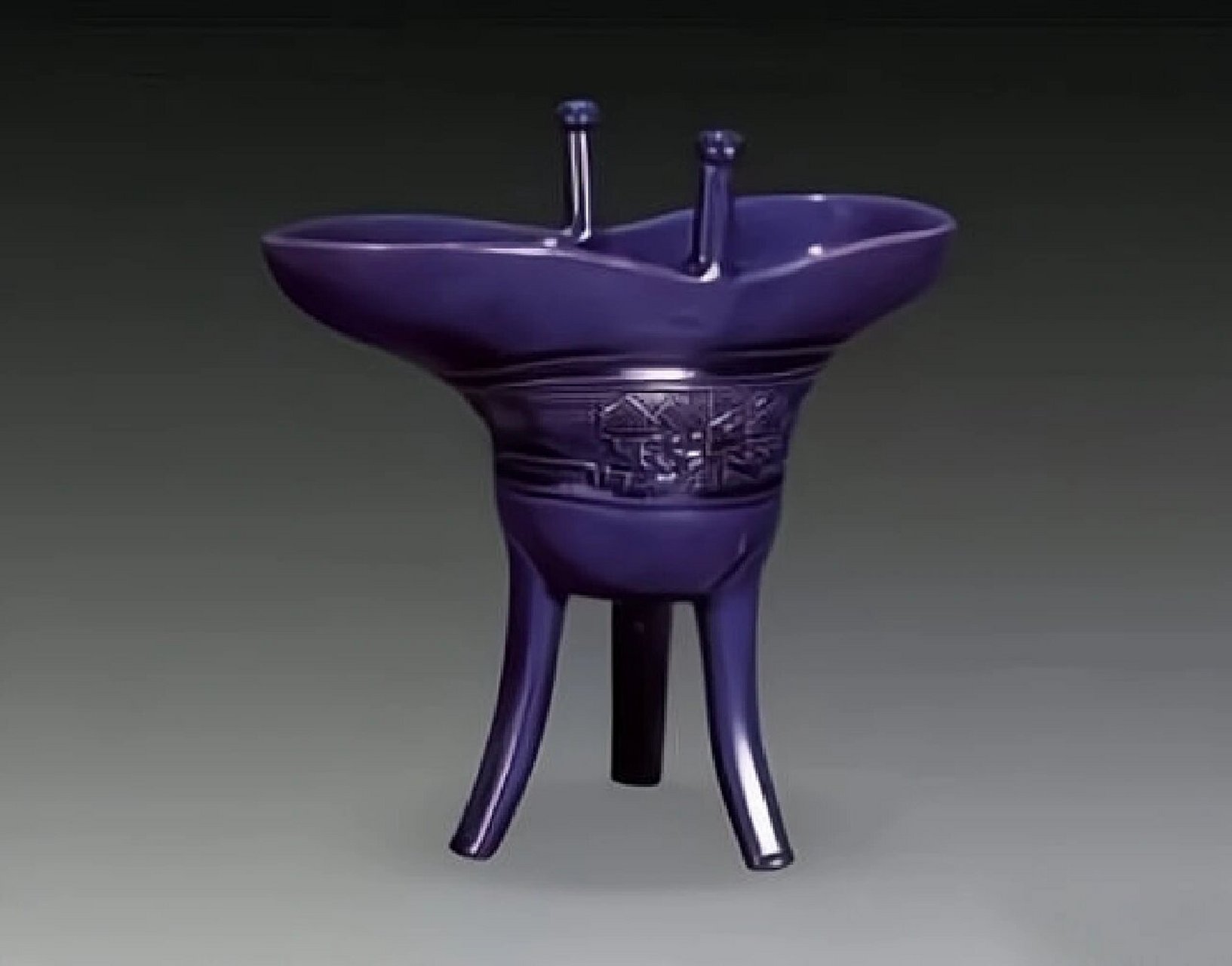 清三代茄皮紫釉瓷器 1,清乾隆 茄皮紫釉梅瓶 2,清康熙 茄皮紫釉香炉 3