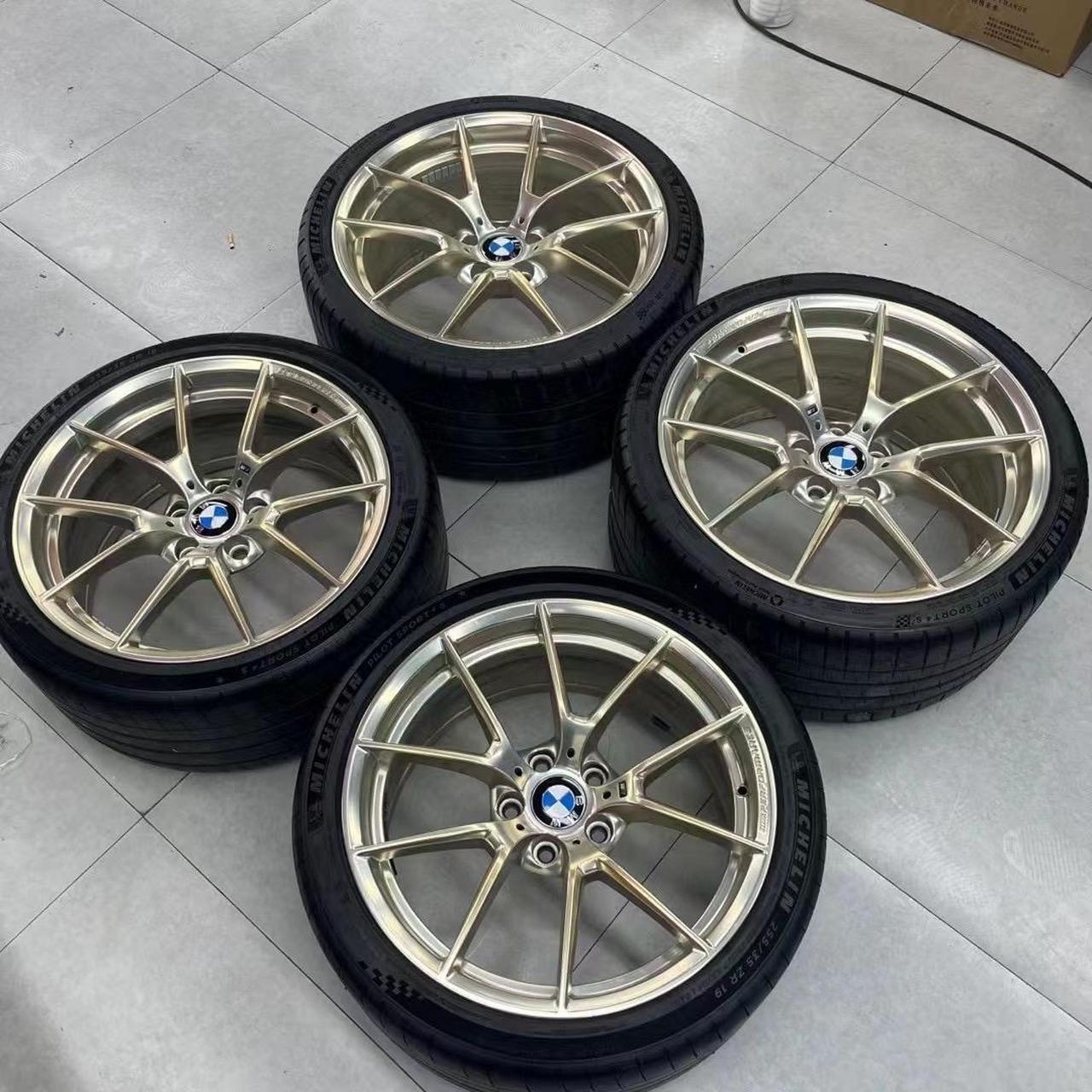 宝马f8x  原厂763m 冻金色 锻造轮毂 m3 m4 到货一套 前19后20搭配