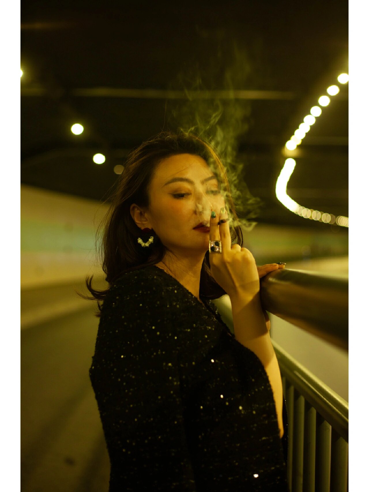 抽烟照片,一直想送自己一组这样的照片