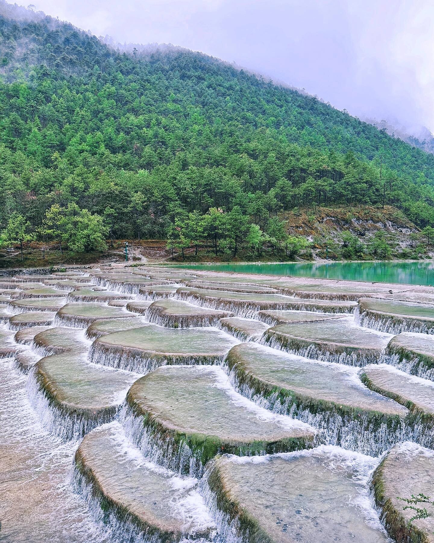 雨天白水河