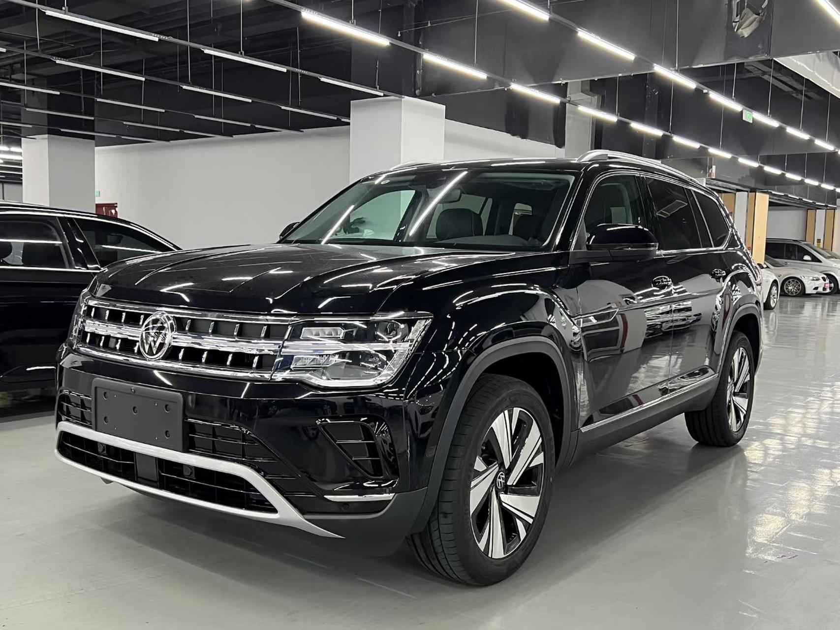 新到24款大众途昂380四驱尊崇豪华版,7座,新车指导价34.5万 ,0公里,2.