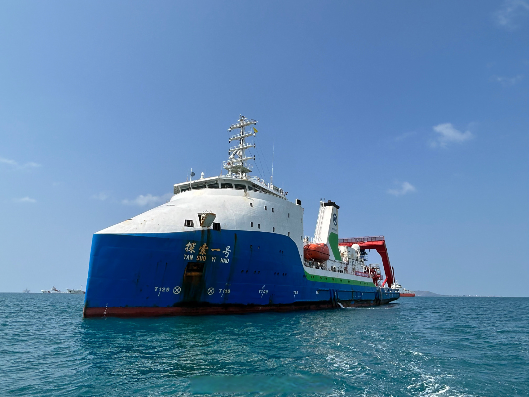 nia一线直击#【奋斗者号完成国际首次环大洋洲载人深潜科考】3月11日