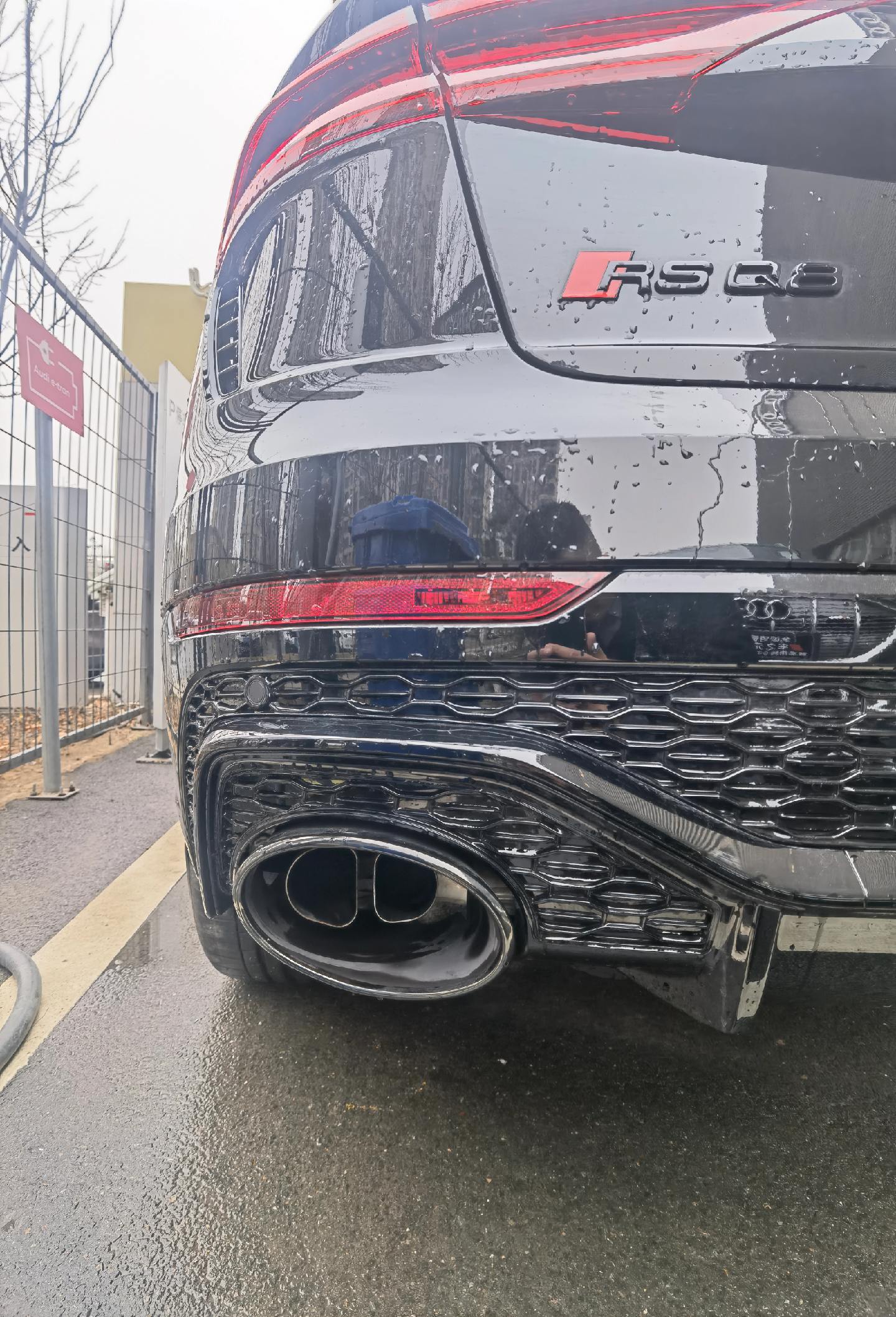 值得拥有 纽北最速suv 奥迪rsq8 德国40t大v8双涡轮600马力3
