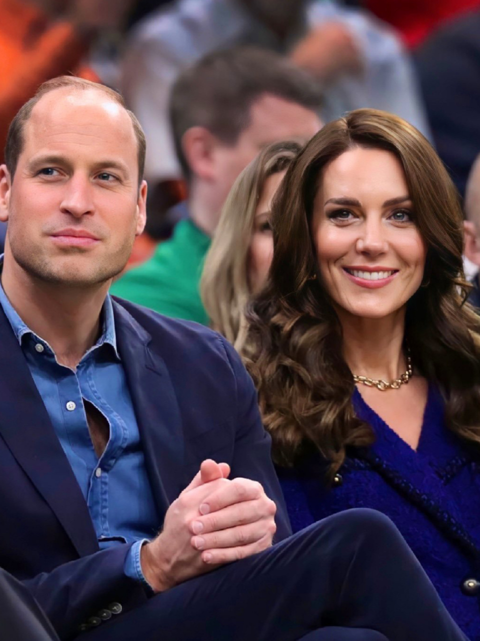 威廉凯特夫妇在波士顿观看nba篮球比赛 凯特王妃和威廉王子在体育场