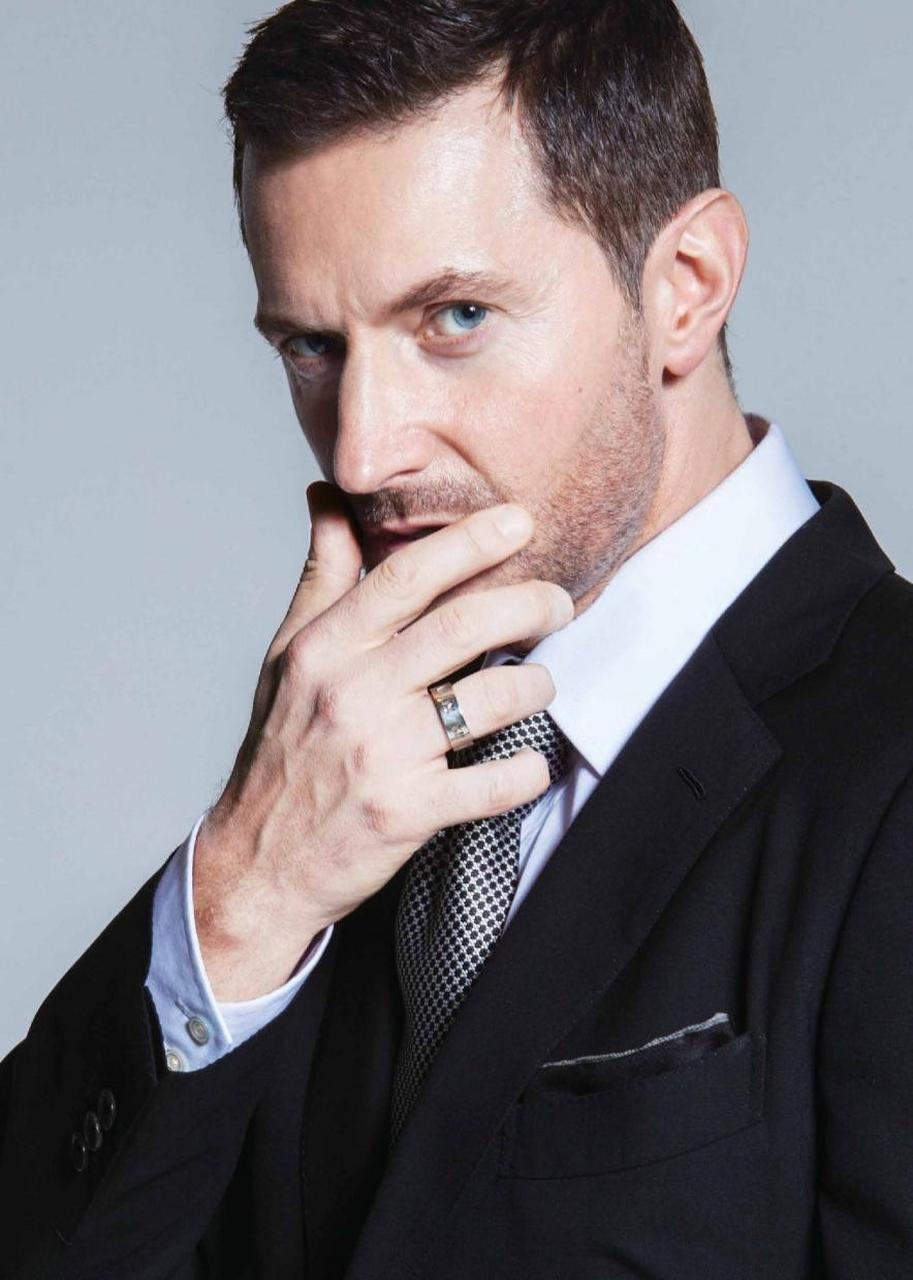 richard armitage 虽然称不上一线演员,但还是有过不少成功的作品