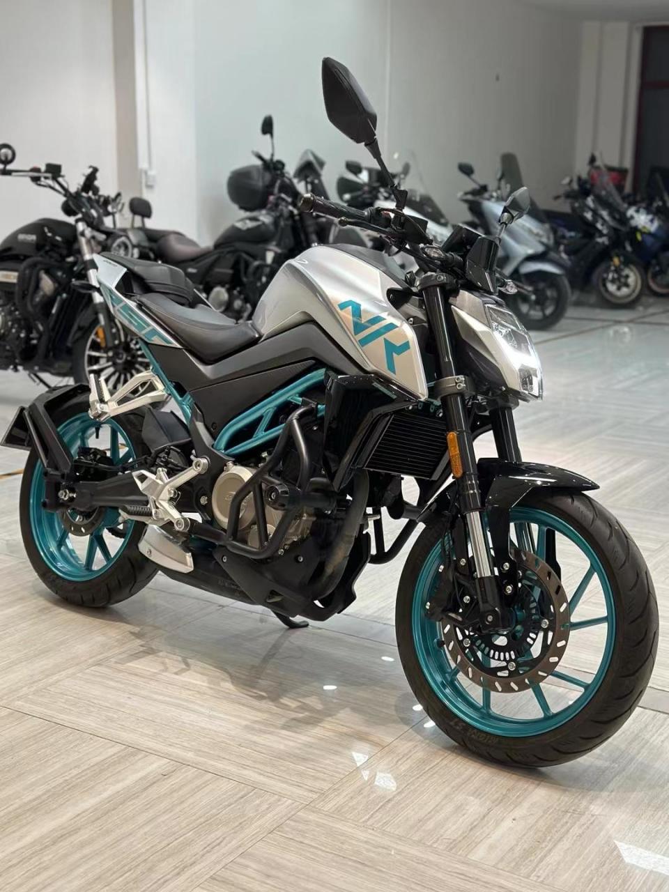 春风250nk高配版