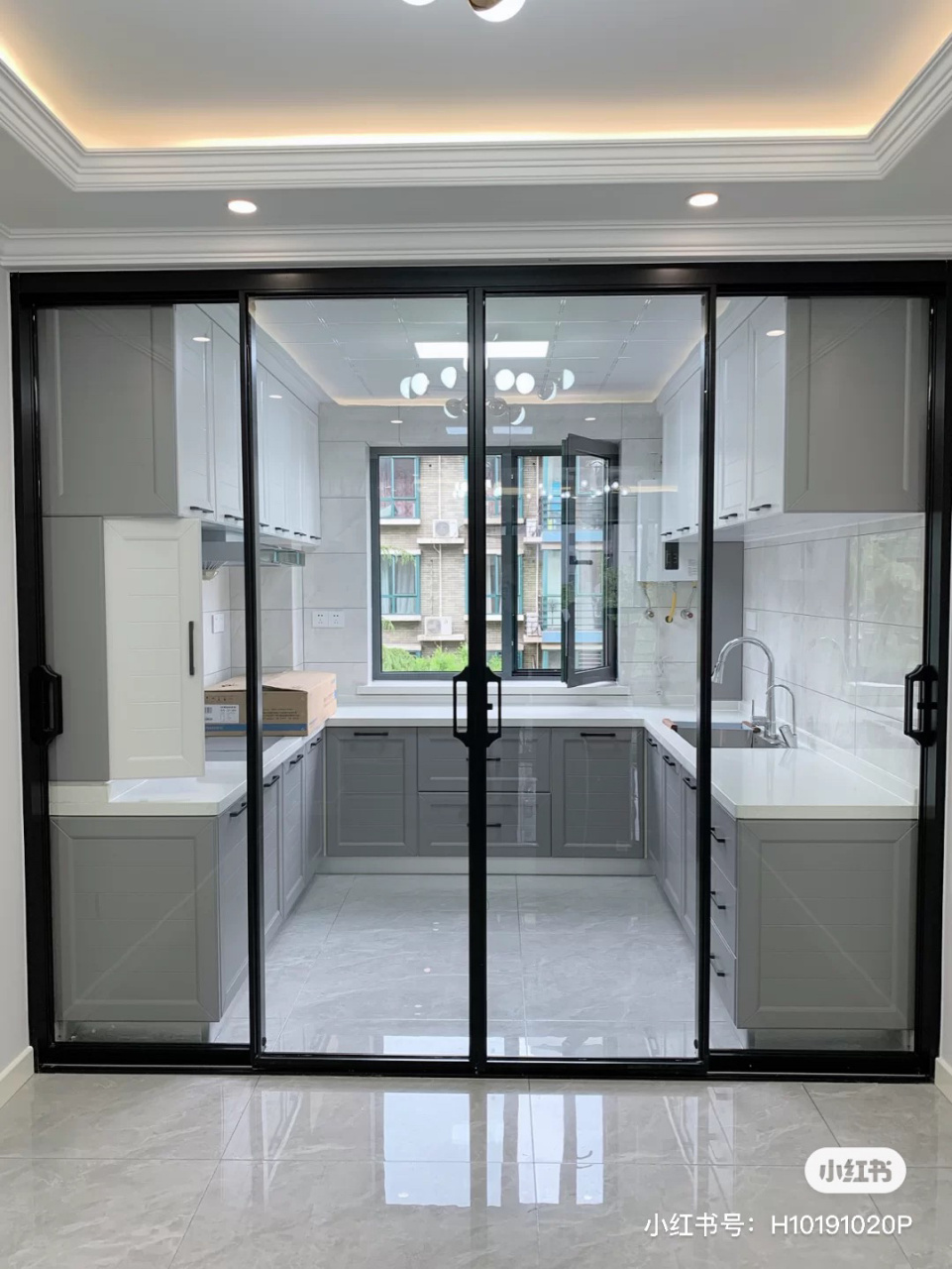 厨房移门,纠结用白玻,灰玻,还是长虹玻璃 装修真是太难了,纠结完这个