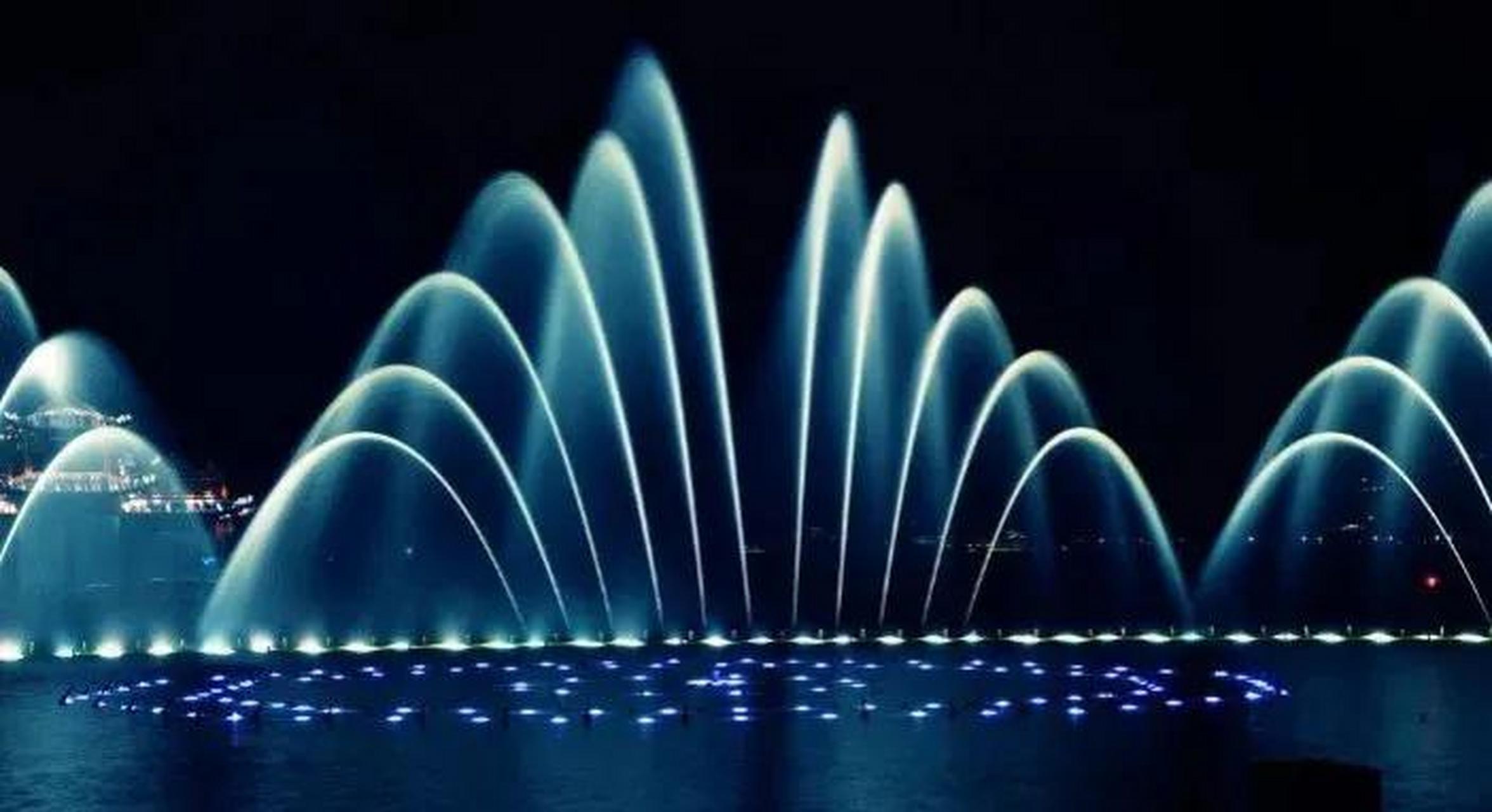 西湖音乐喷泉确实已经重新开放了.