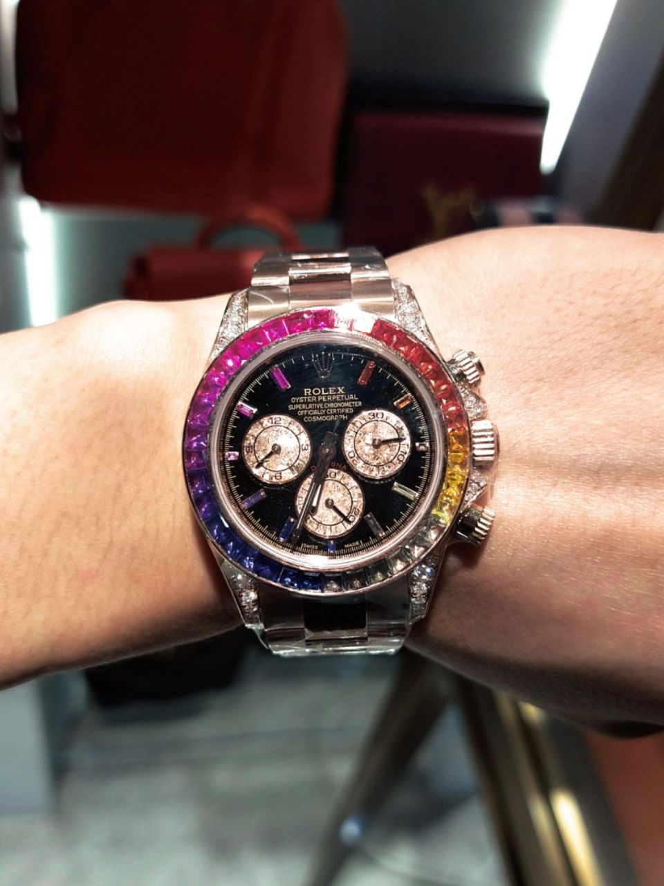 劳力士必入 400w的彩虹迪通拿 劳力士的这款迪通拿,真的是美呆了.