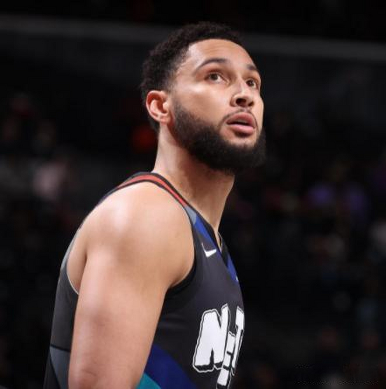 本西蒙斯伤病情况: 篮网官方:本-西蒙斯已完成显微镜下部分椎间盘切除