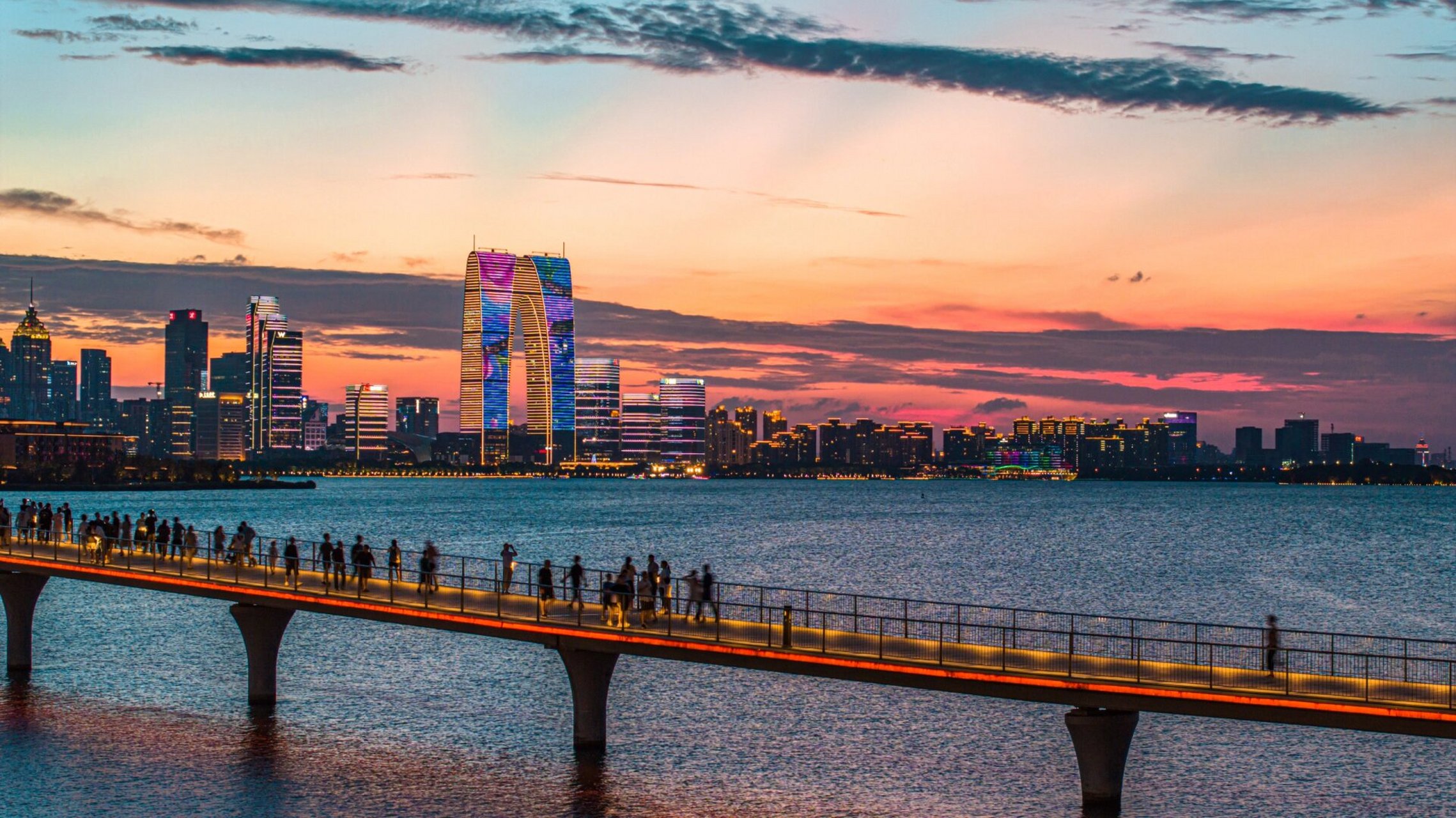 苏州|金鸡湖金水湾栈桥夜景