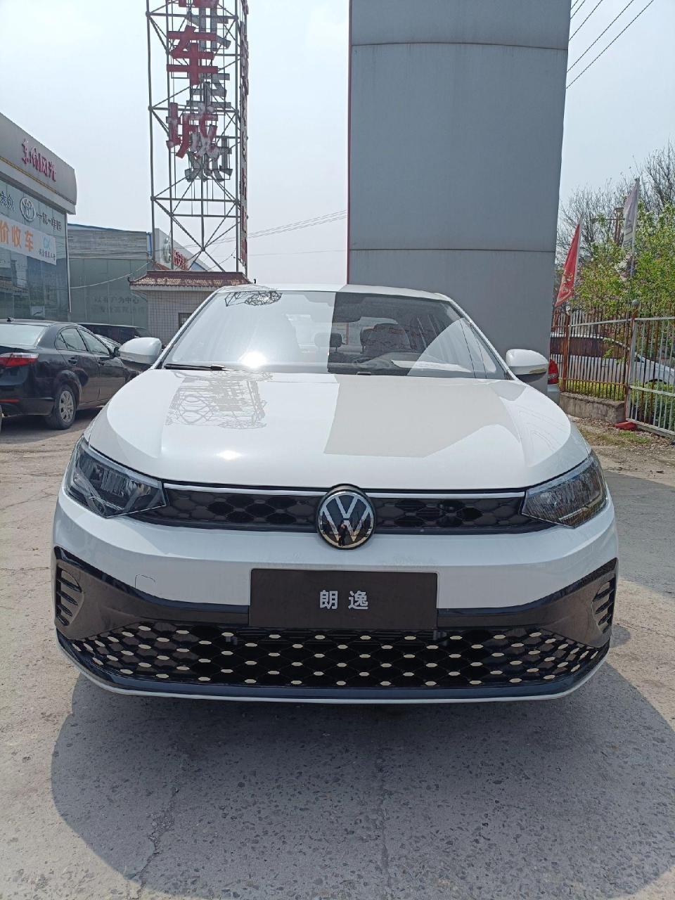 好消息 好消息 上汽大众朗逸新锐 自动挡6万多   手动挡5万多 店里现