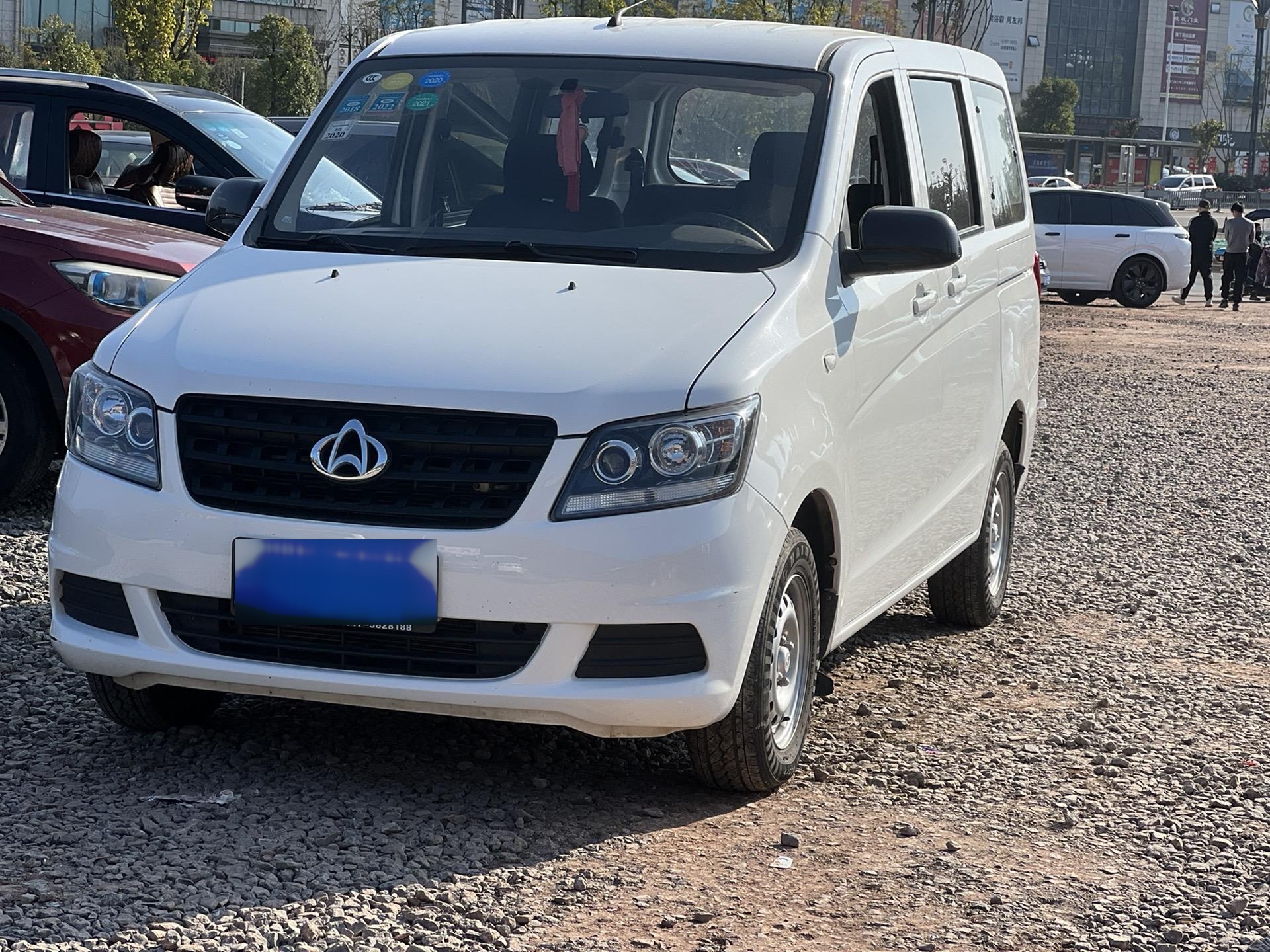 17年斯威x7 2万多公里 实表 7座  16年欧罗 1万7千公里 实表 7座