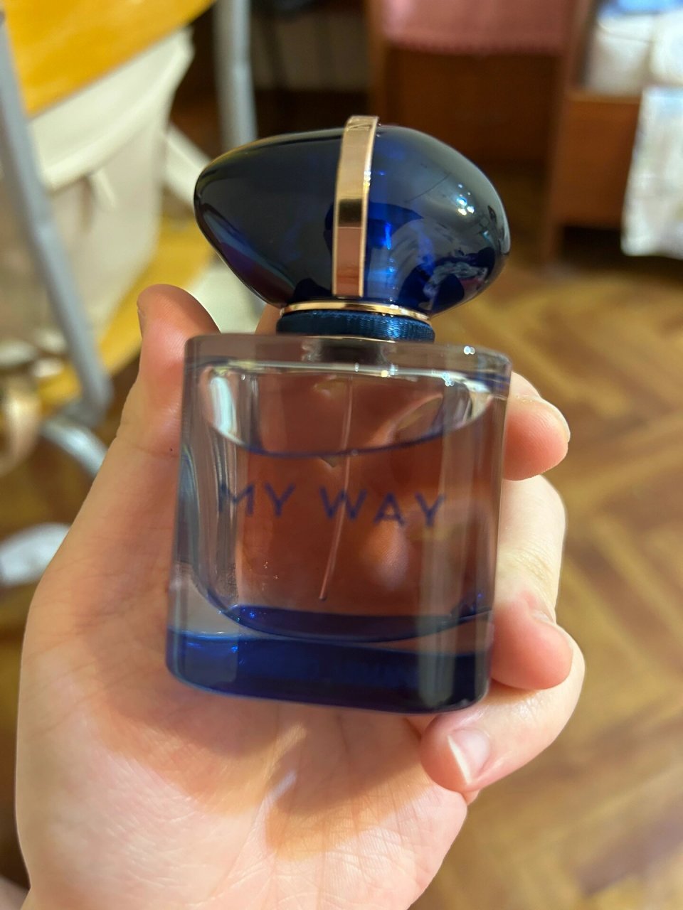 【my way】白月光香水—阿玛尼my way 很多人买my way的时候都很纠结