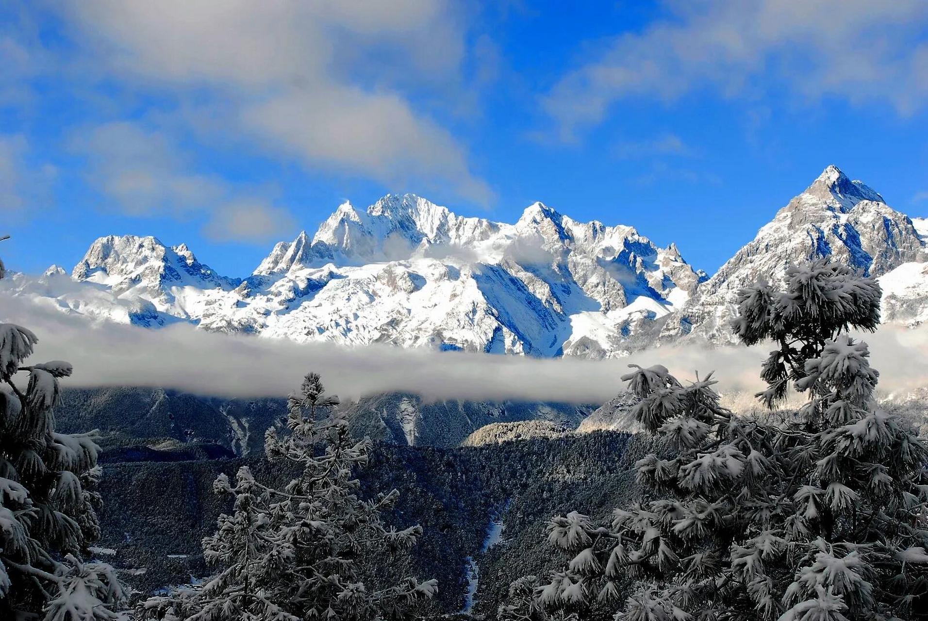 玉龙雪山景点图片