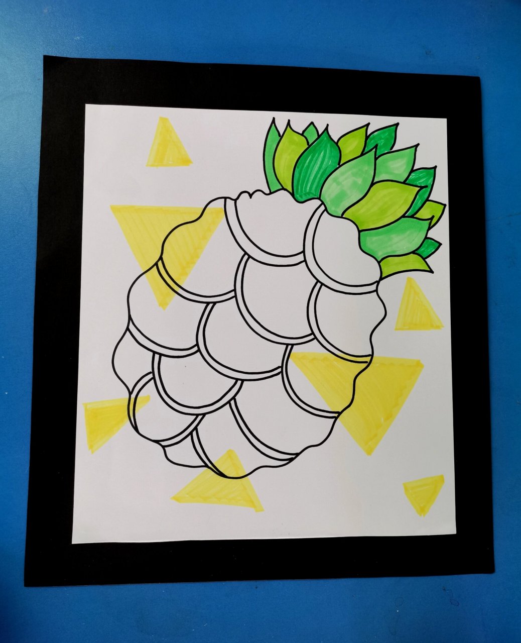 线描菠萝创意画 p2-5是步骤图哦~ 关注我,不定期更新创意绘画作品