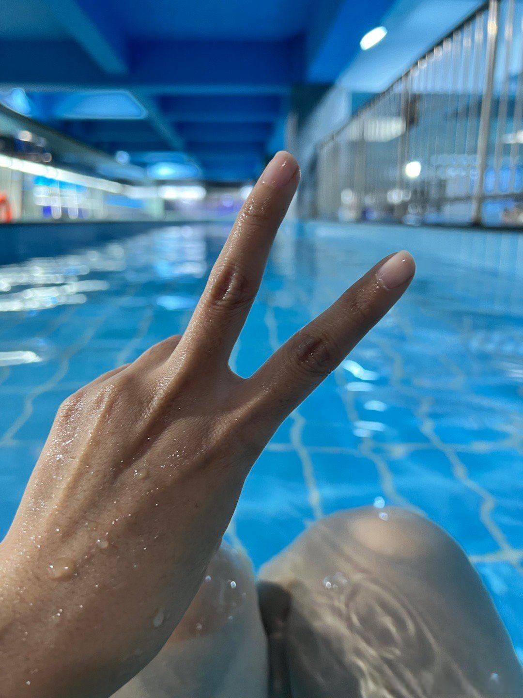 游泳打卡 速度下降这么多 不知道为啥 今天好冷 出门游泳都做了半天