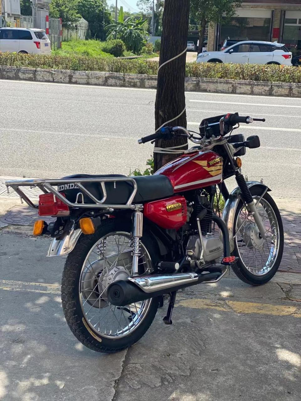 原装五羊本田cg125cc 现秒2280元