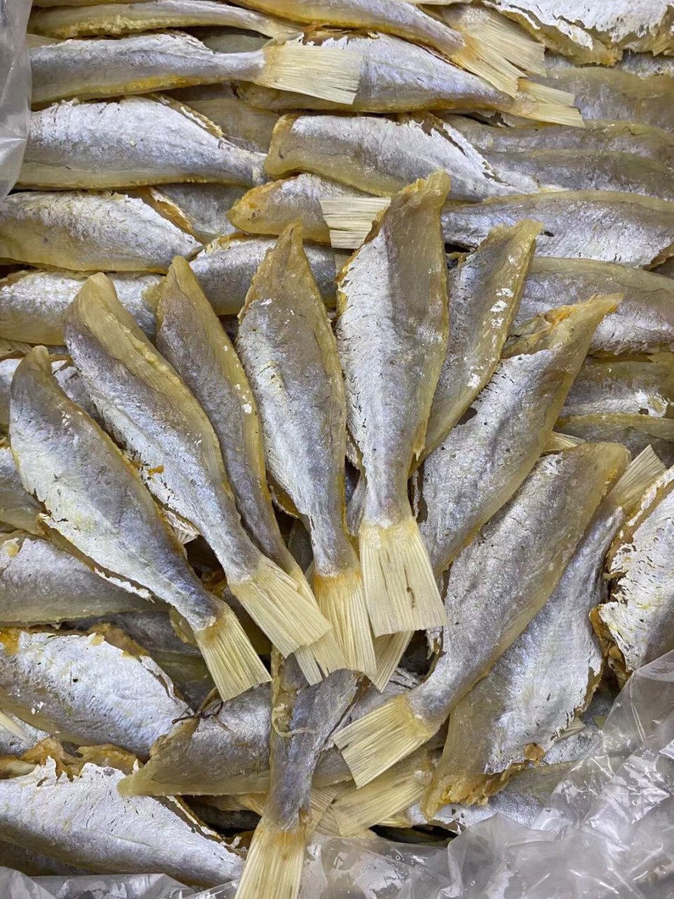 鱼干  大眼鱼干,绝对!干度好,剥了皮,去了鱼头的,很新鲜!
