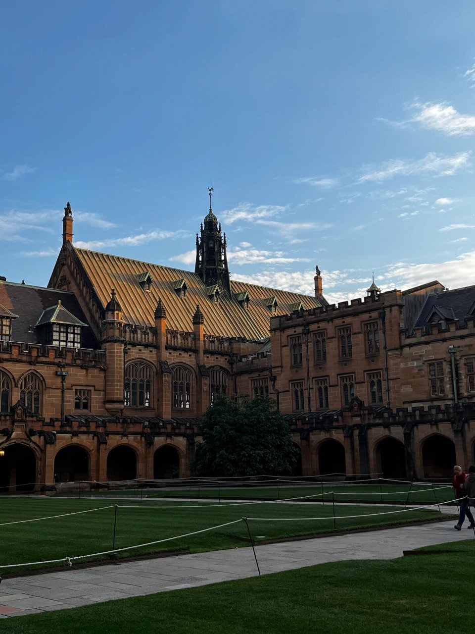 悉尼大学(the university of sydney,简称usyd)是澳大利亚最老的大学