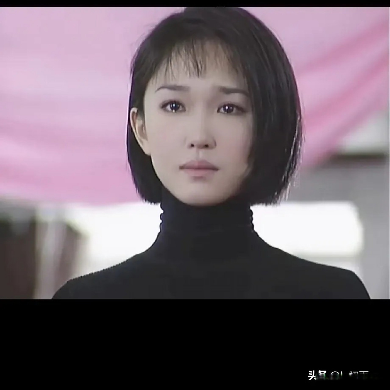 谁认识这位没有鼻梁子的女星?