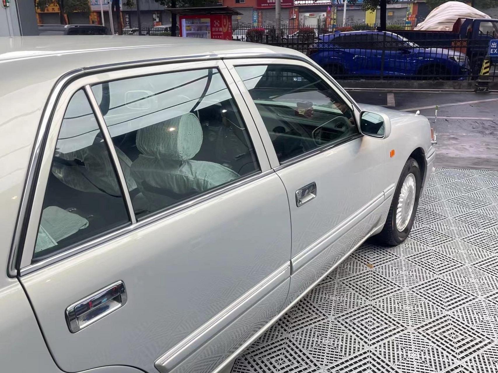 01年 丰田皇冠155 千禧版 vvti发动机 极品