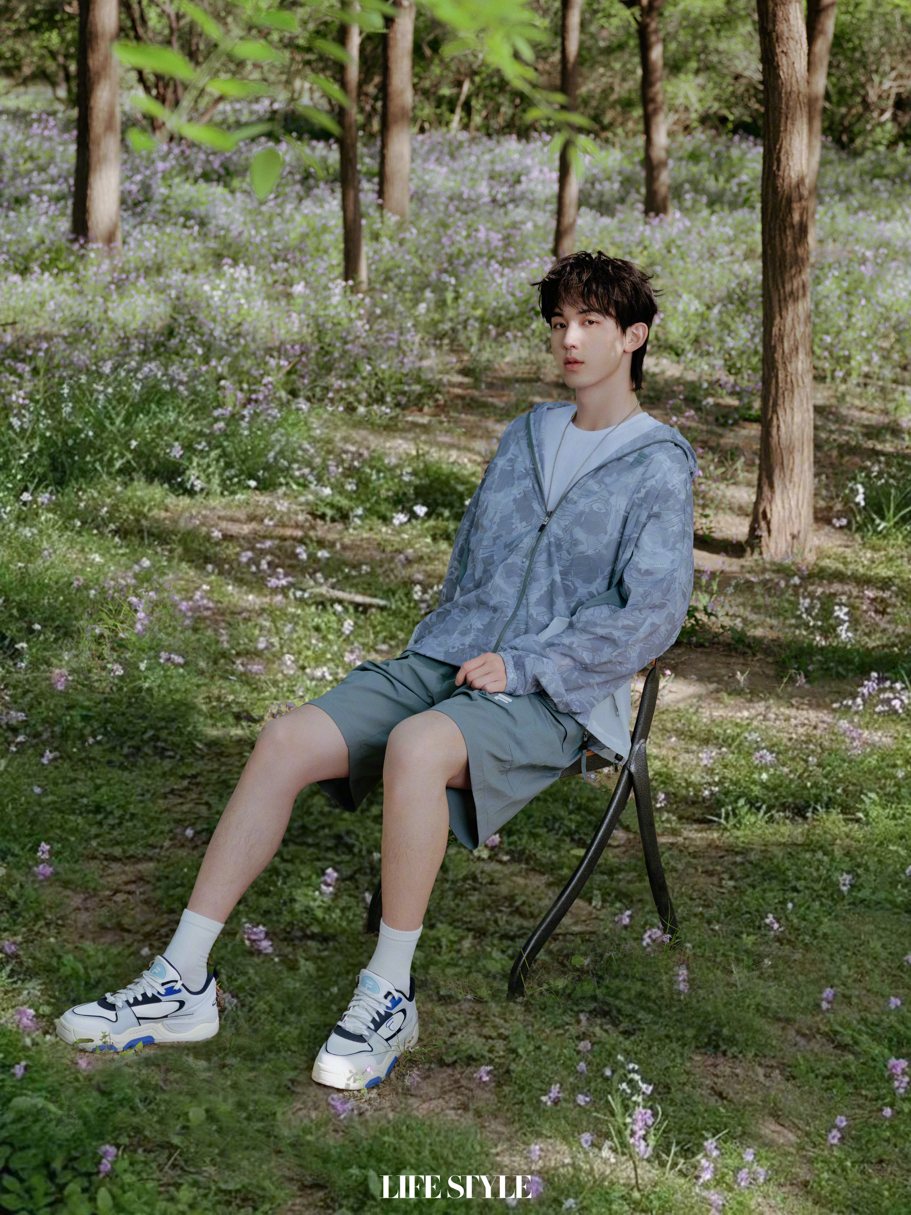 郭俊辰孙伊涵精品购物指南封面##郭俊辰孙伊涵丛林永不失联