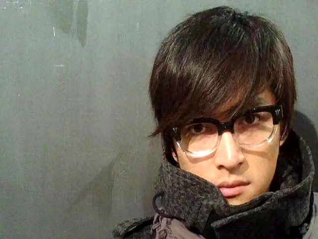 胡歌坦言:想多活几年,看着女儿长大