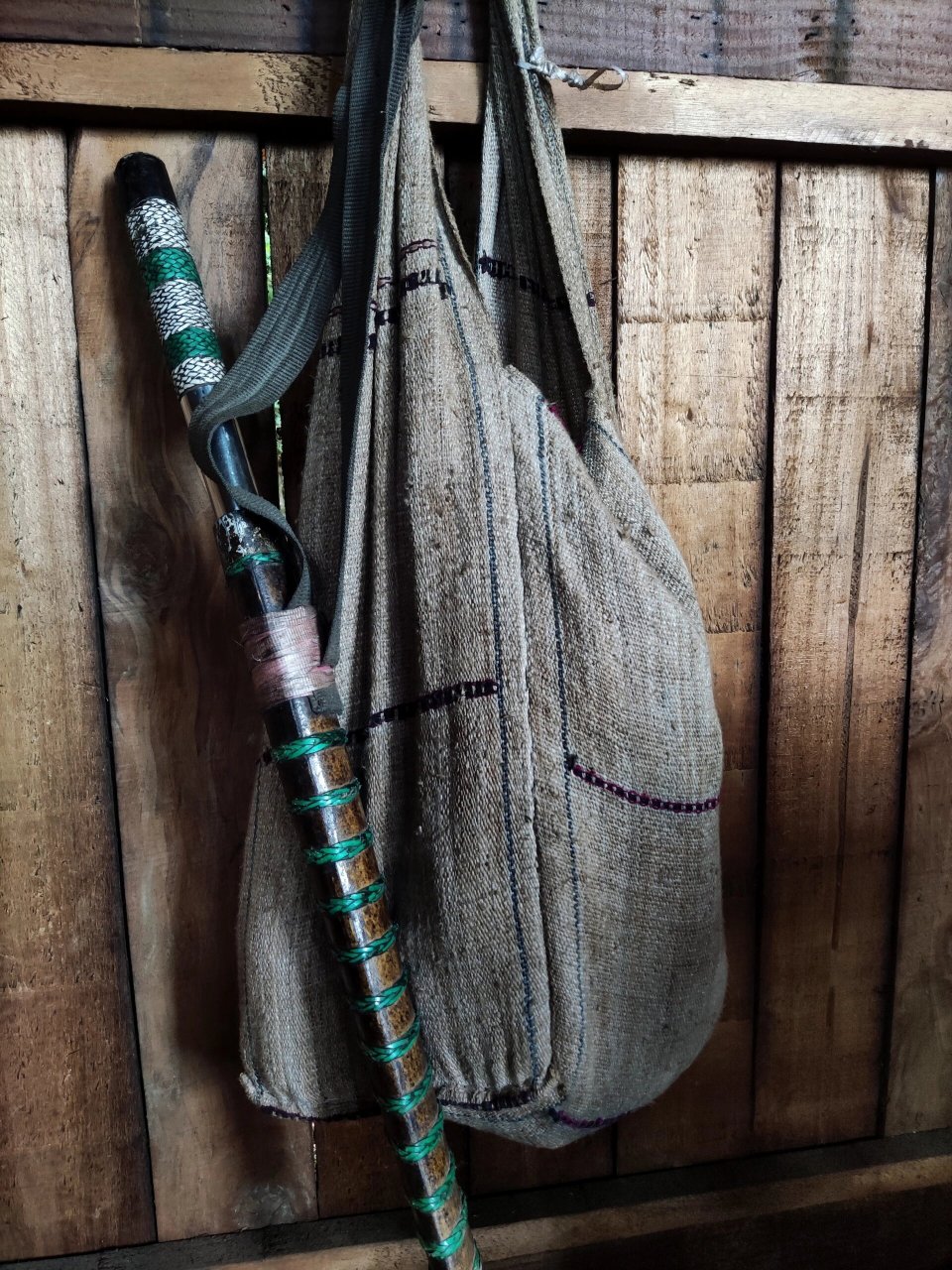 《包治百病》之佤族荨麻植物纯手工包