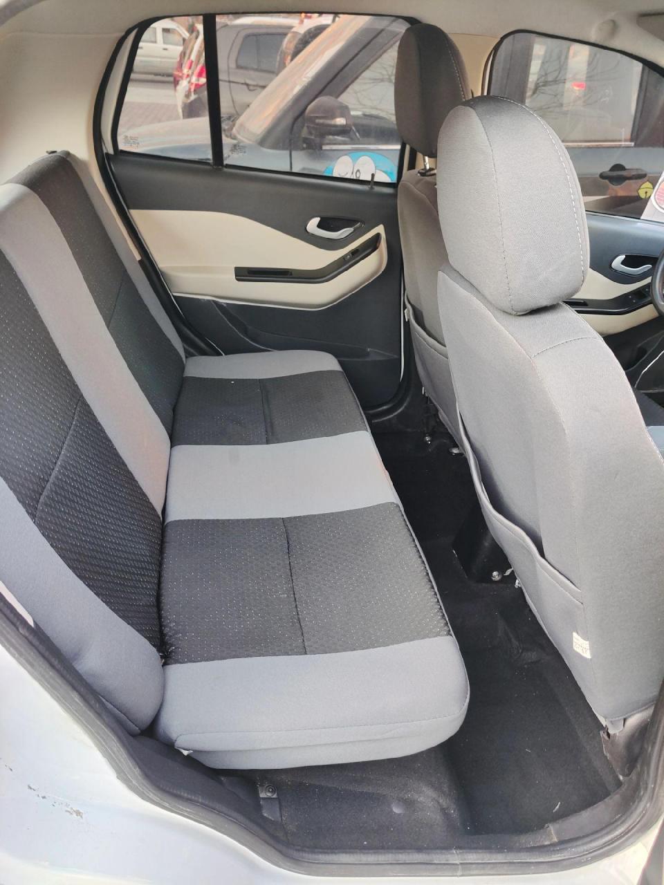 21年新款比德文v7,里外9.5成新,实表1.