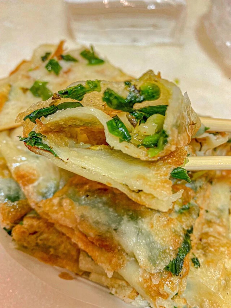 武汉季节美食"炕豆丝",绿豆和大米做的豆丝 童年记忆美食～ · 以前到