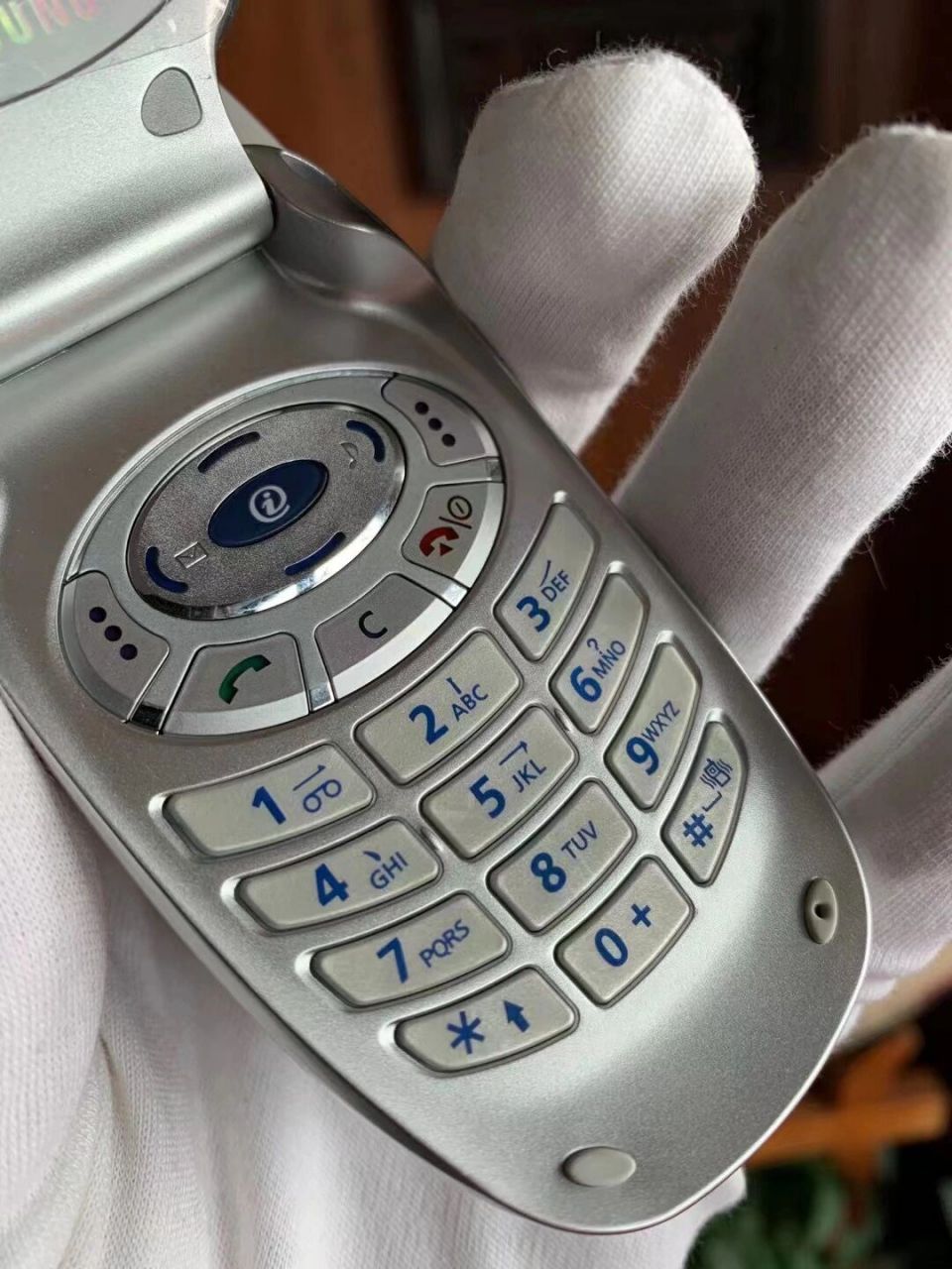 三星t108,说是当年的机皇不过分吧!