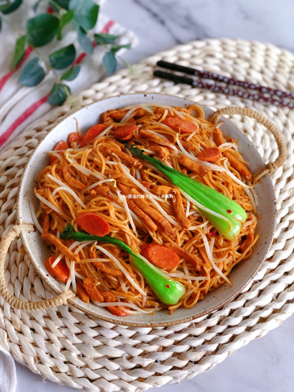 做法巨简单的96香辣肉丝孜然炒面96,十分钟快手!