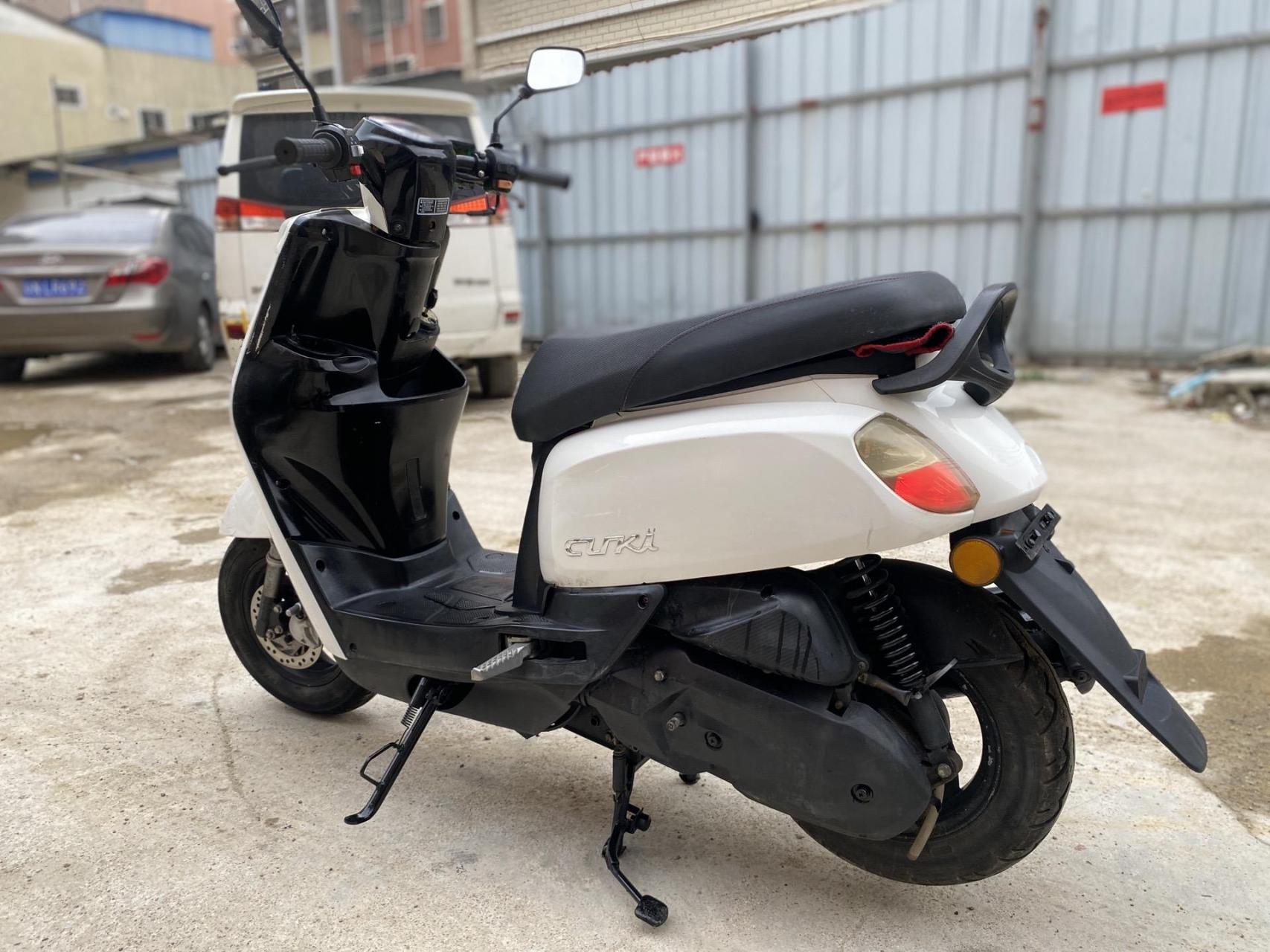 雅马哈酷奇s5    17年    车况精品     8.