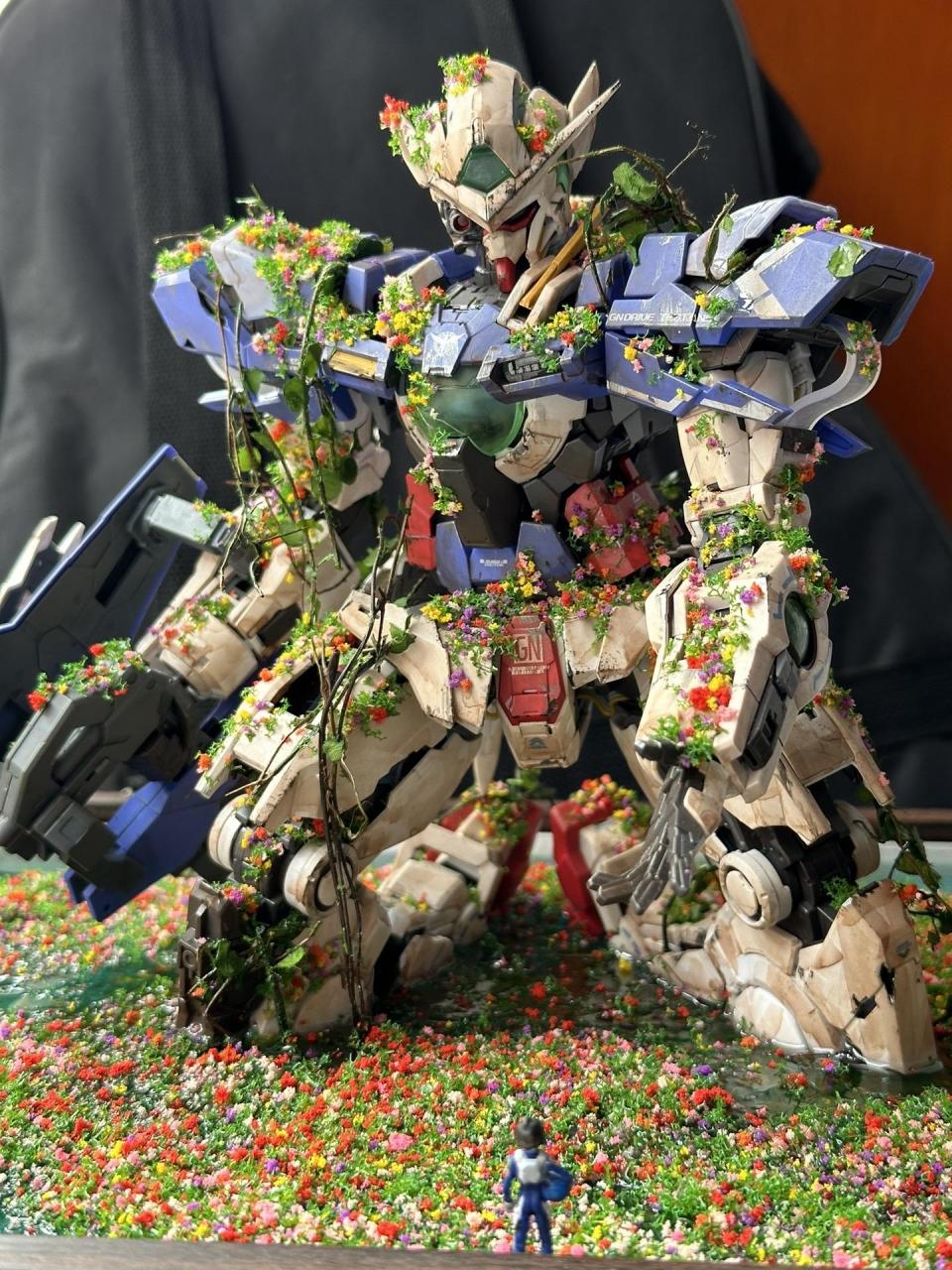 "向死而生"破败与生机的碰撞 机械与鲜花的浪漫～ pg能天使  花海场景